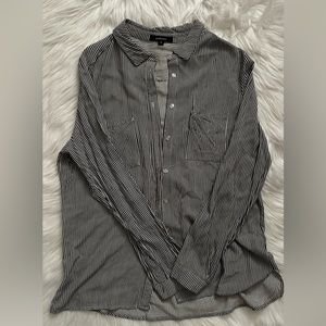 Black/white stripped button down blouse